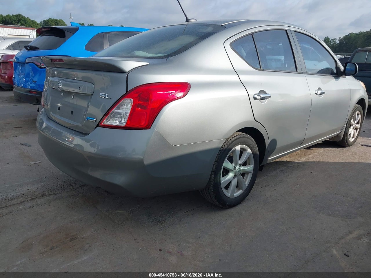 2013 NISSAN VERSA 1.6 SL thumbnail 5