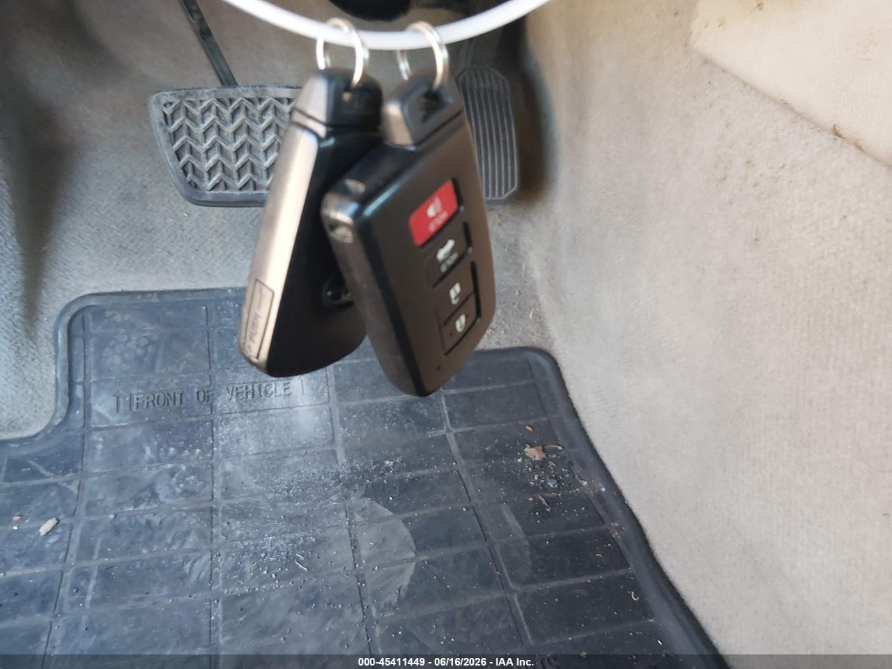 2013 TOYOTA CAMRY HYBRID XLE thumbnail 12