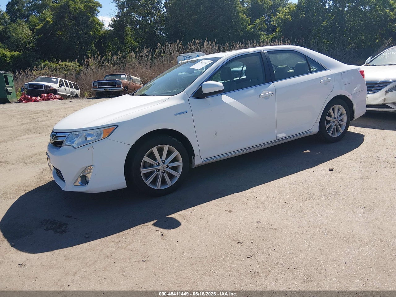 2013 TOYOTA CAMRY HYBRID XLE thumbnail 3