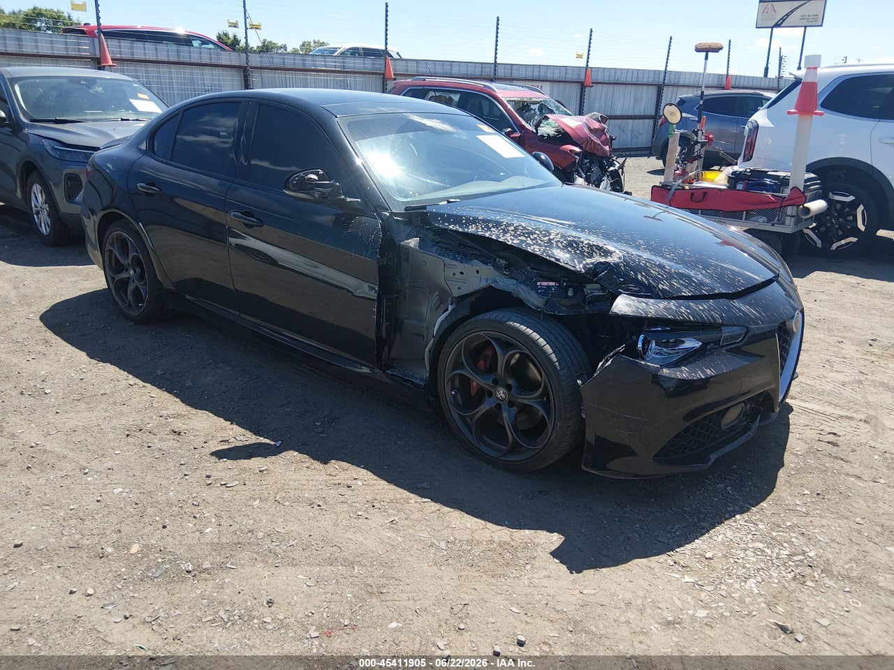 2019 ALFA ROMEO GIULIA TI thumbnail 2