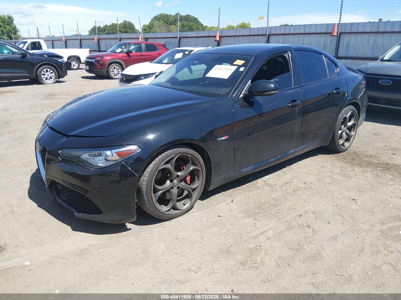 2019 ALFA ROMEO GIULIA TI thumbnail 3