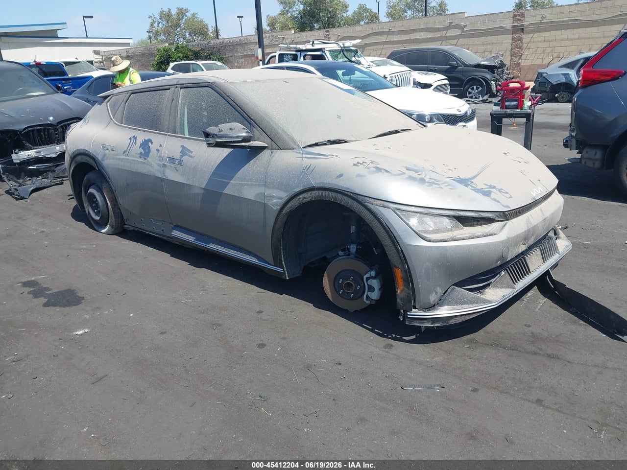 2022 KIA EV6 WIND thumbnail 2