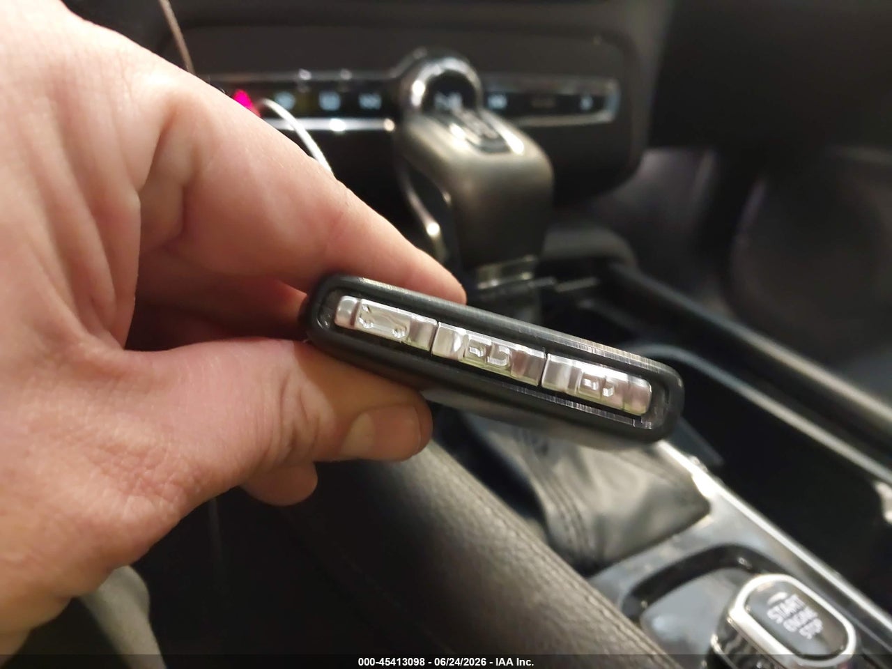 2020 VOLVO XC90 T6 MOMENTUM 7 PASSENGER thumbnail 12