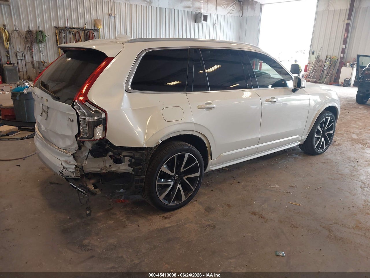 2020 VOLVO XC90 T6 MOMENTUM 7 PASSENGER thumbnail 5