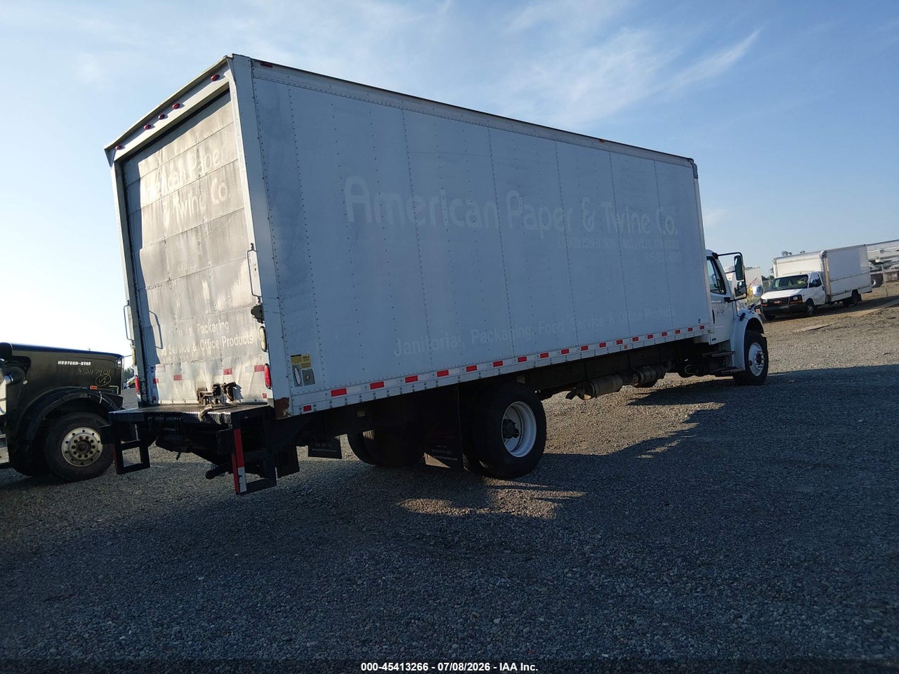 2012 FREIGHTLINER M2 106 MEDIUM DUTY · 4/12
