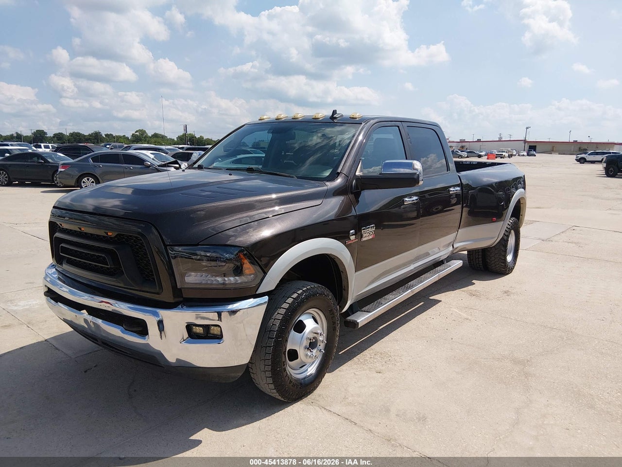2016 RAM 3500 LARAMIE thumbnail 3