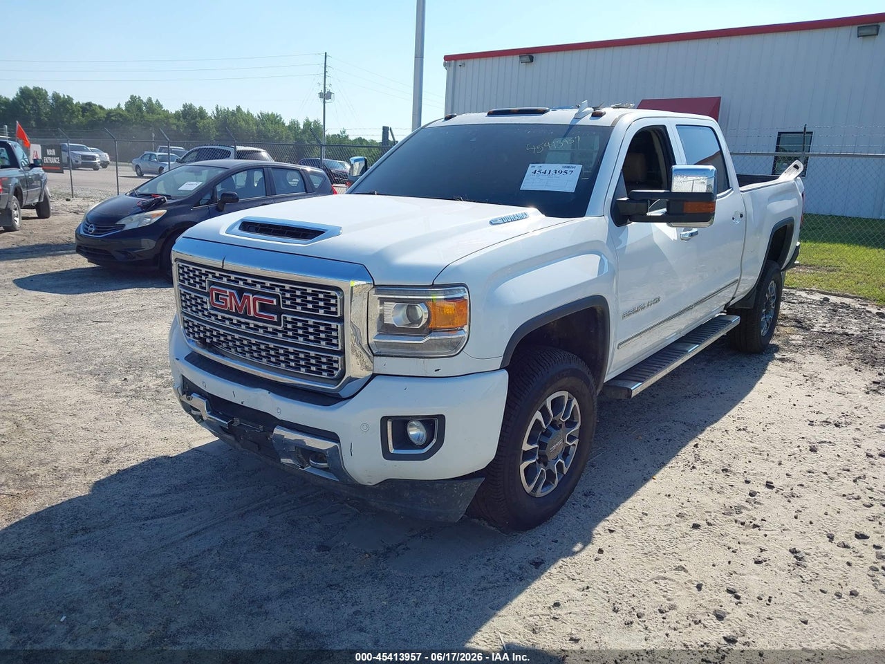 2018 GMC SIERRA 2500HD DENALI thumbnail 3