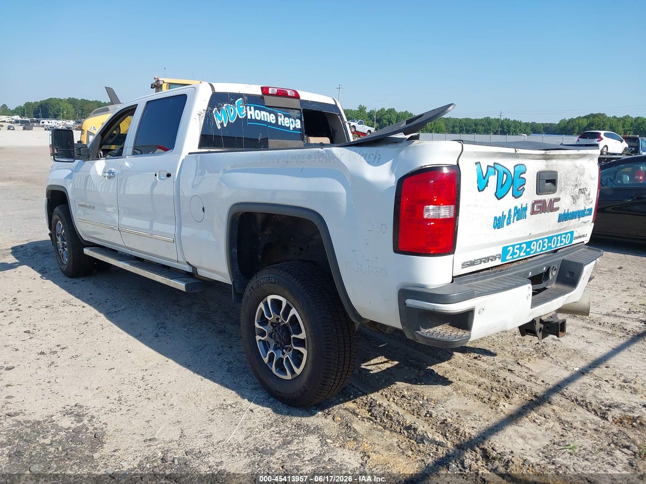 2018 GMC SIERRA 2500HD DENALI thumbnail 4