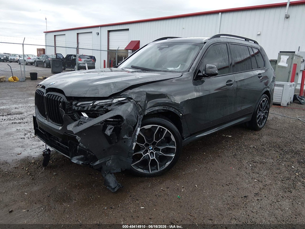 2026 BMW X7 XDRIVE40I thumbnail 3