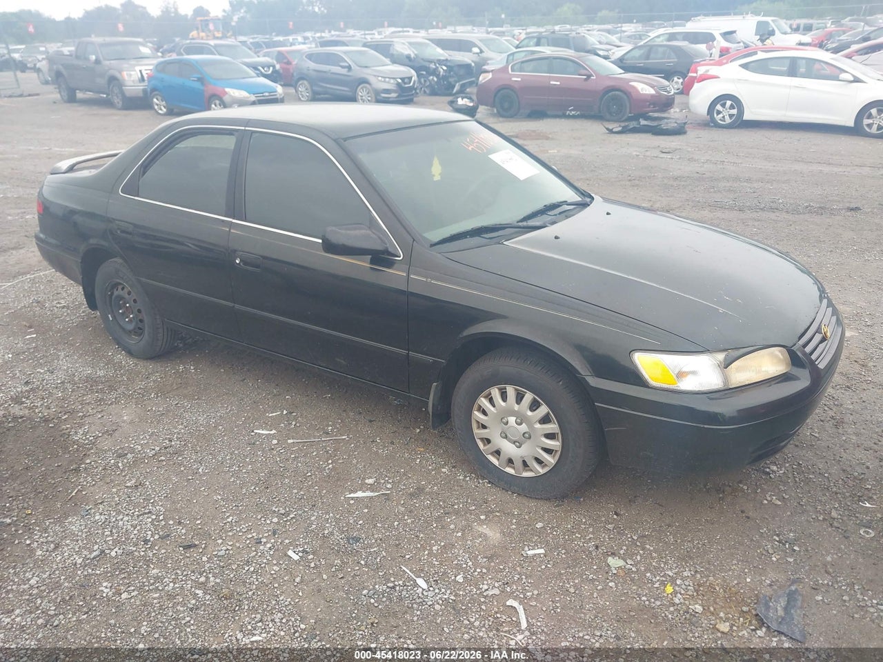 1999 TOYOTA CAMRY LE thumbnail 2