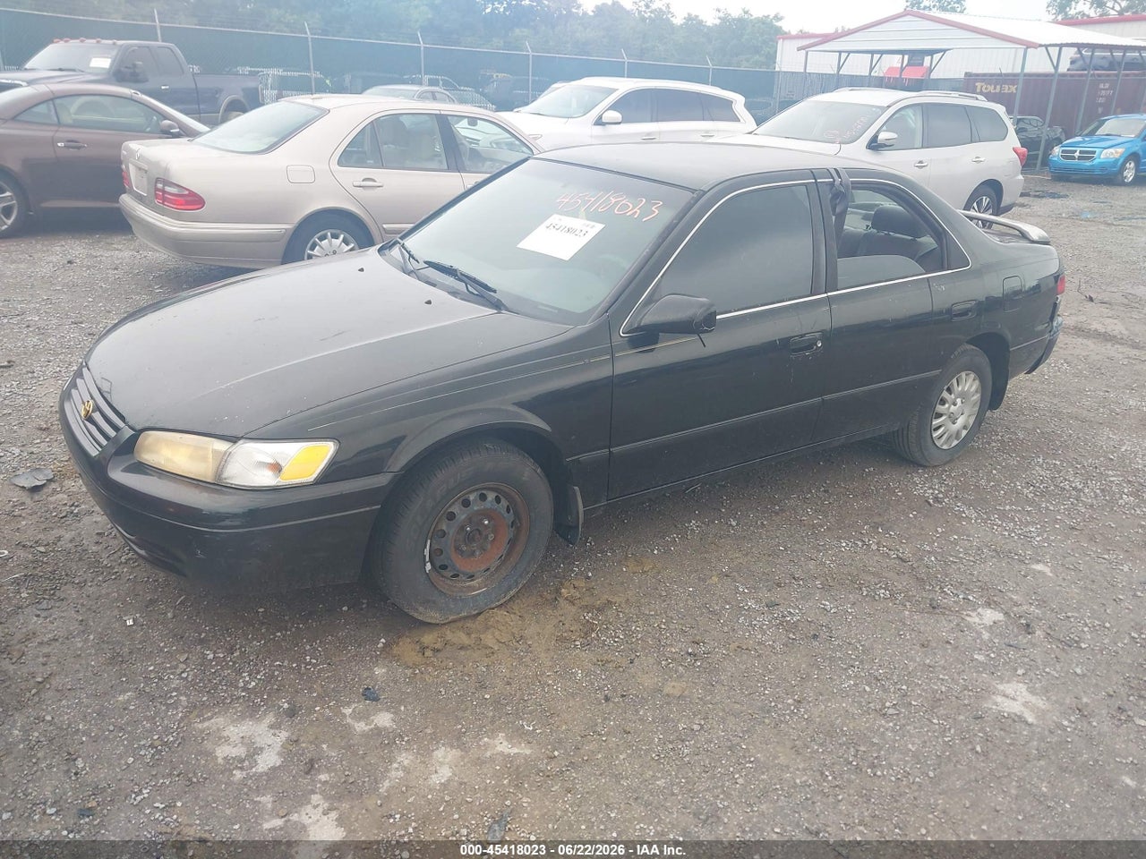 1999 TOYOTA CAMRY LE thumbnail 3
