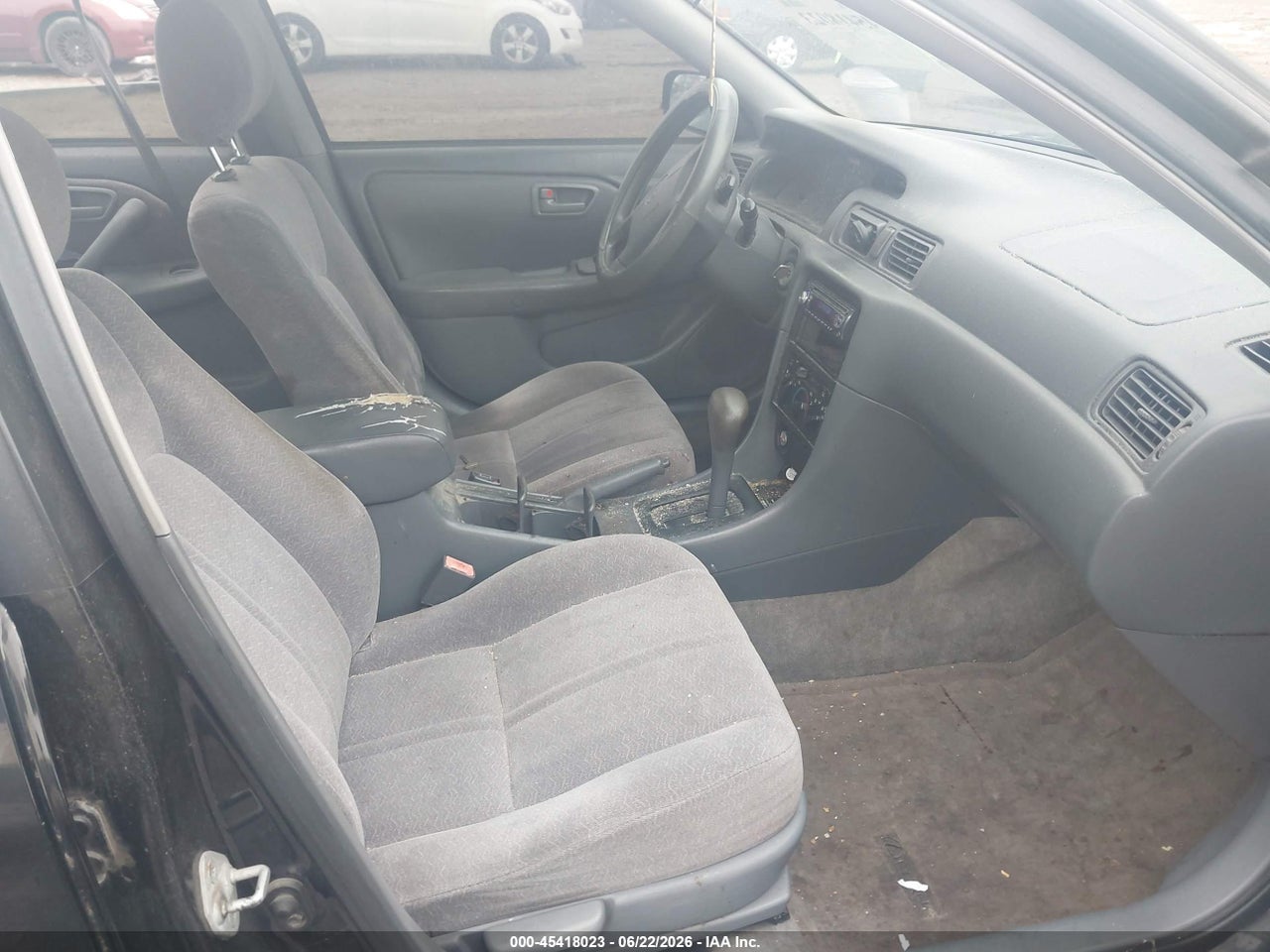 1999 TOYOTA CAMRY LE thumbnail 6