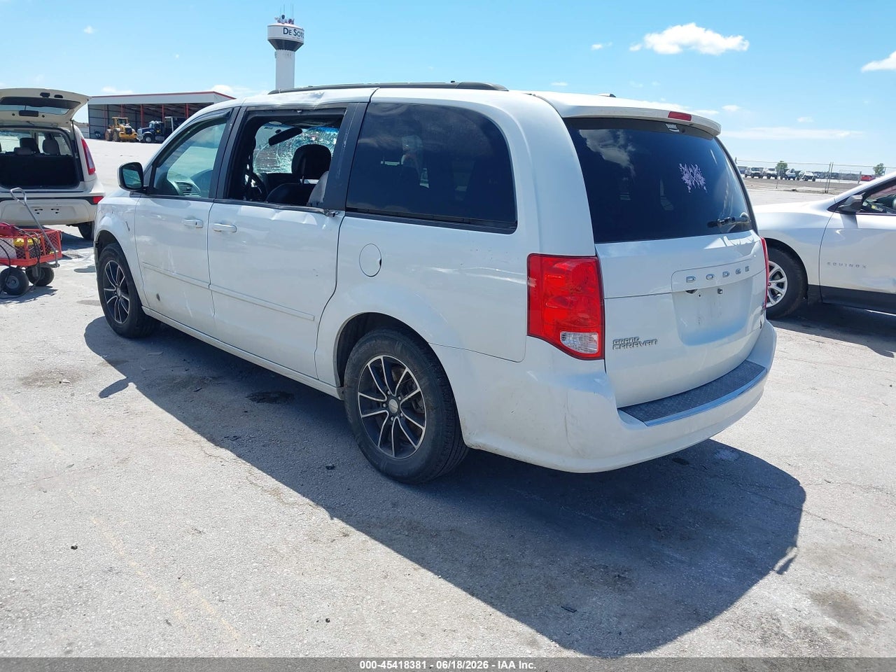 2016 DODGE GRAND CARAVAN R/T thumbnail 4