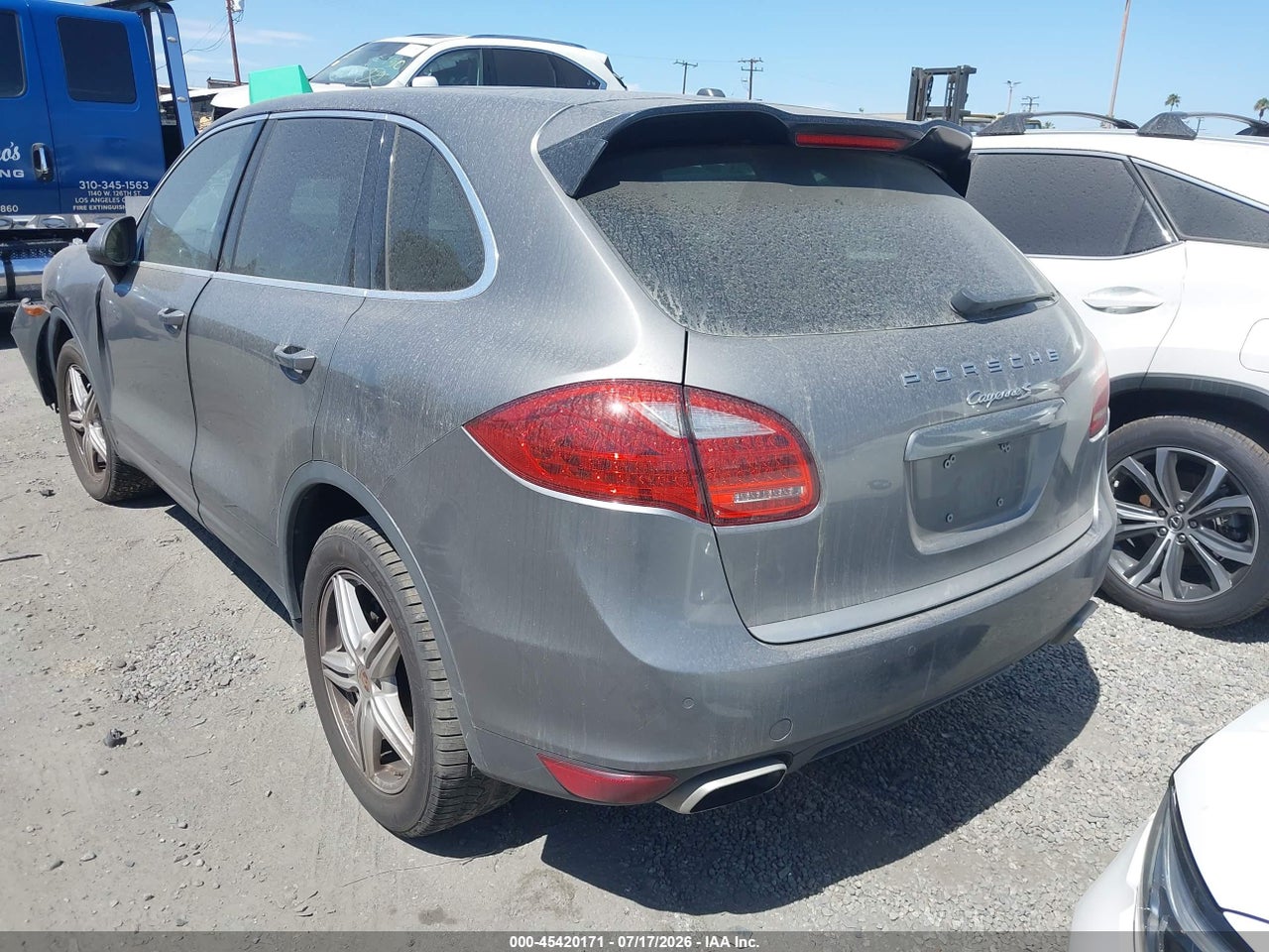 2014 PORSCHE CAYENNE S thumbnail 4