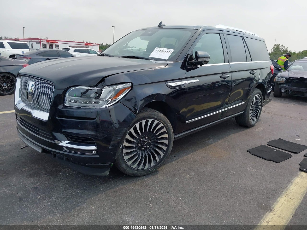 2020 LINCOLN NAVIGATOR RESERVE thumbnail 3