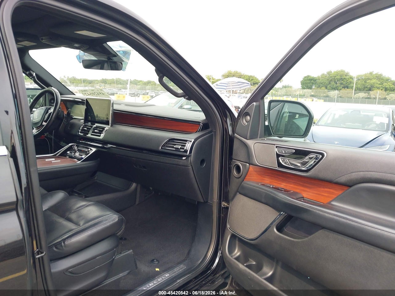 2020 LINCOLN NAVIGATOR RESERVE thumbnail 6