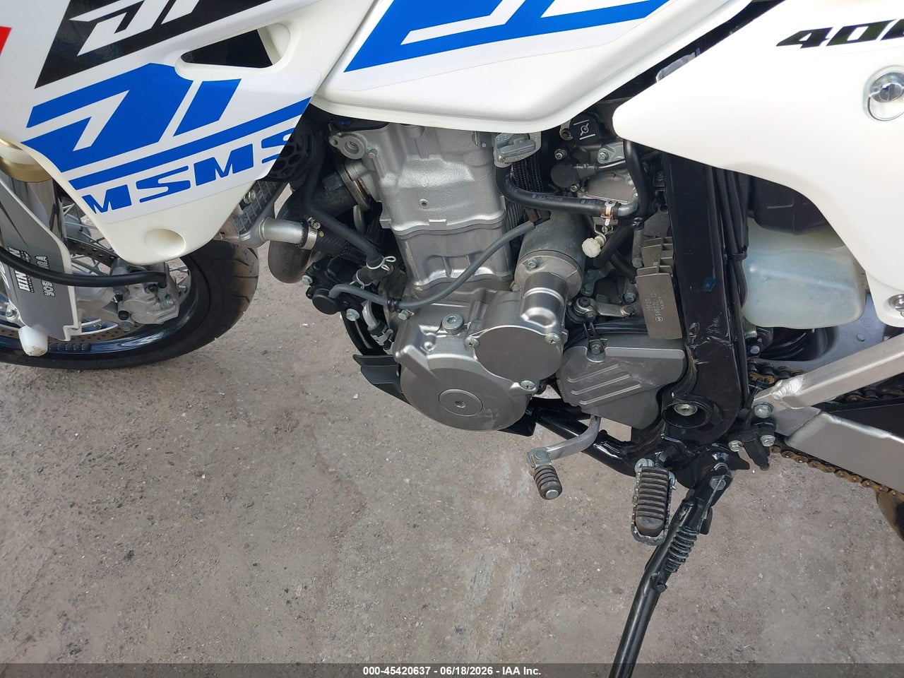 2020 SUZUKI DR-Z400 SM thumbnail 10