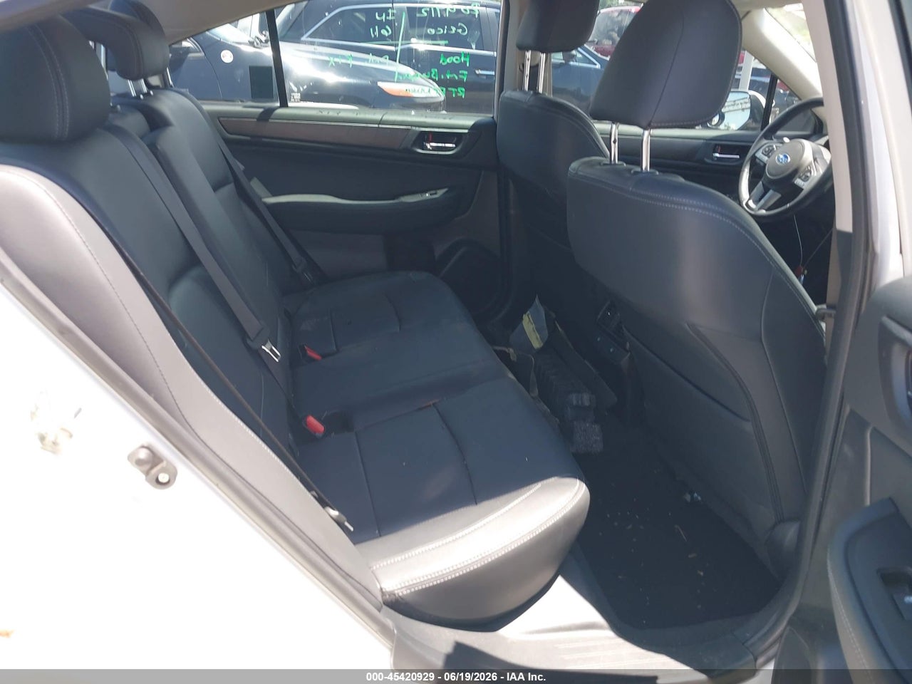 2017 SUBARU LEGACY 3.6R LIMITED thumbnail 9