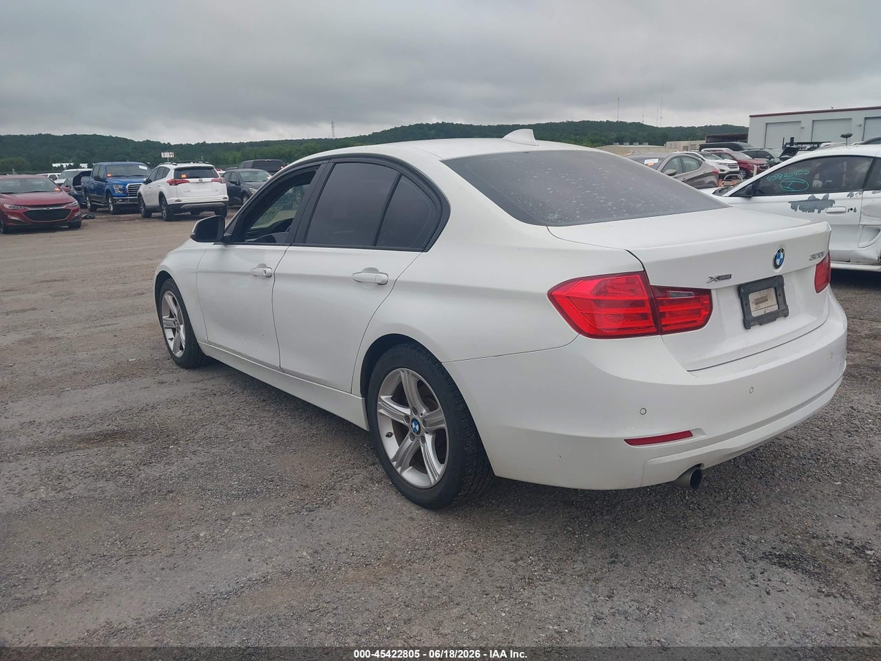 2015 BMW 320I XDRIVE thumbnail 4