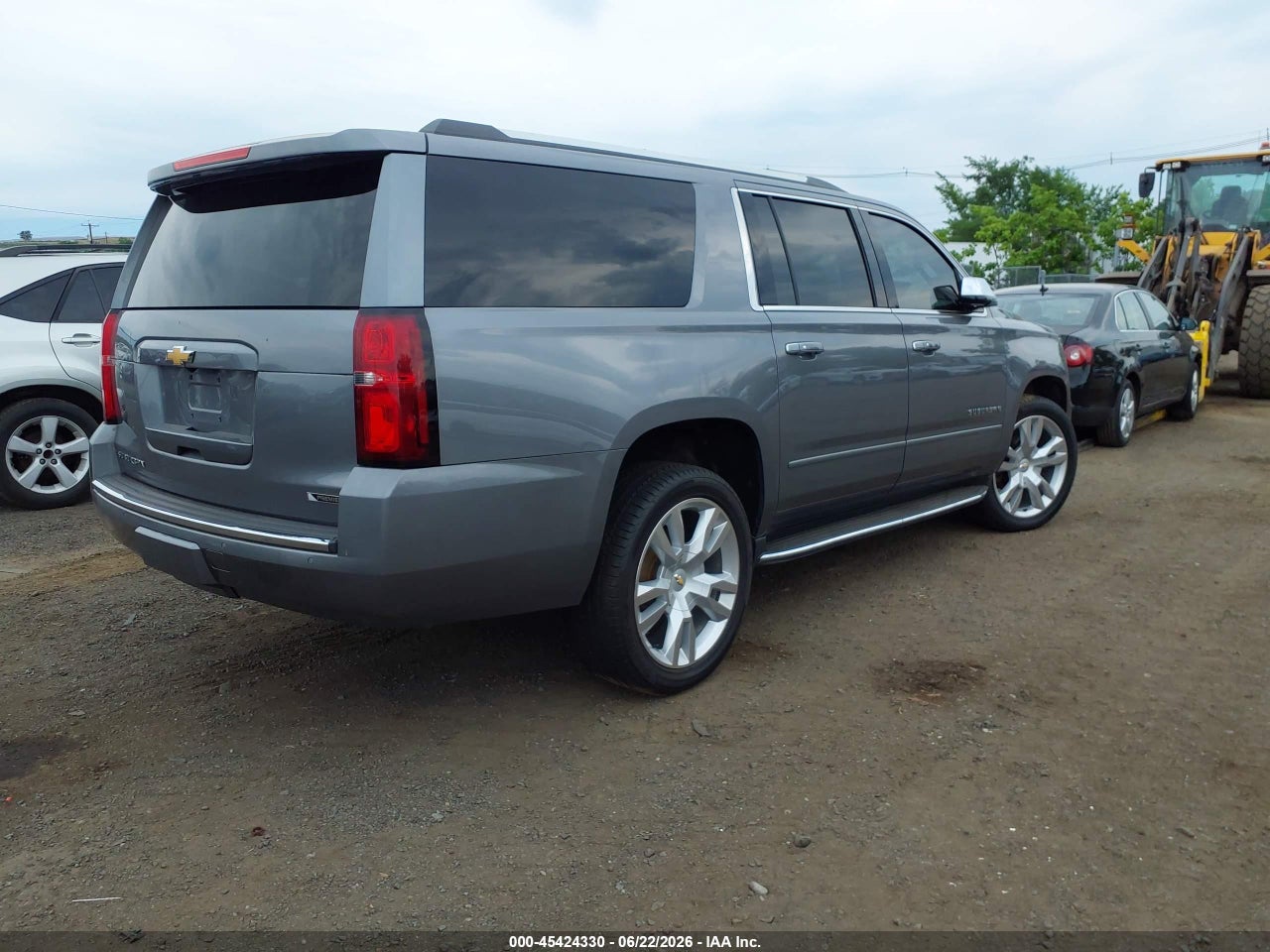 2018 CHEVROLET SUBURBAN PREMIER thumbnail 5