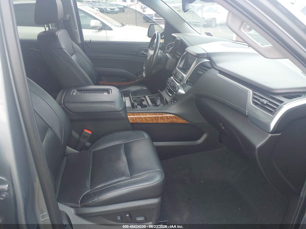 2018 CHEVROLET SUBURBAN PREMIER thumbnail 6