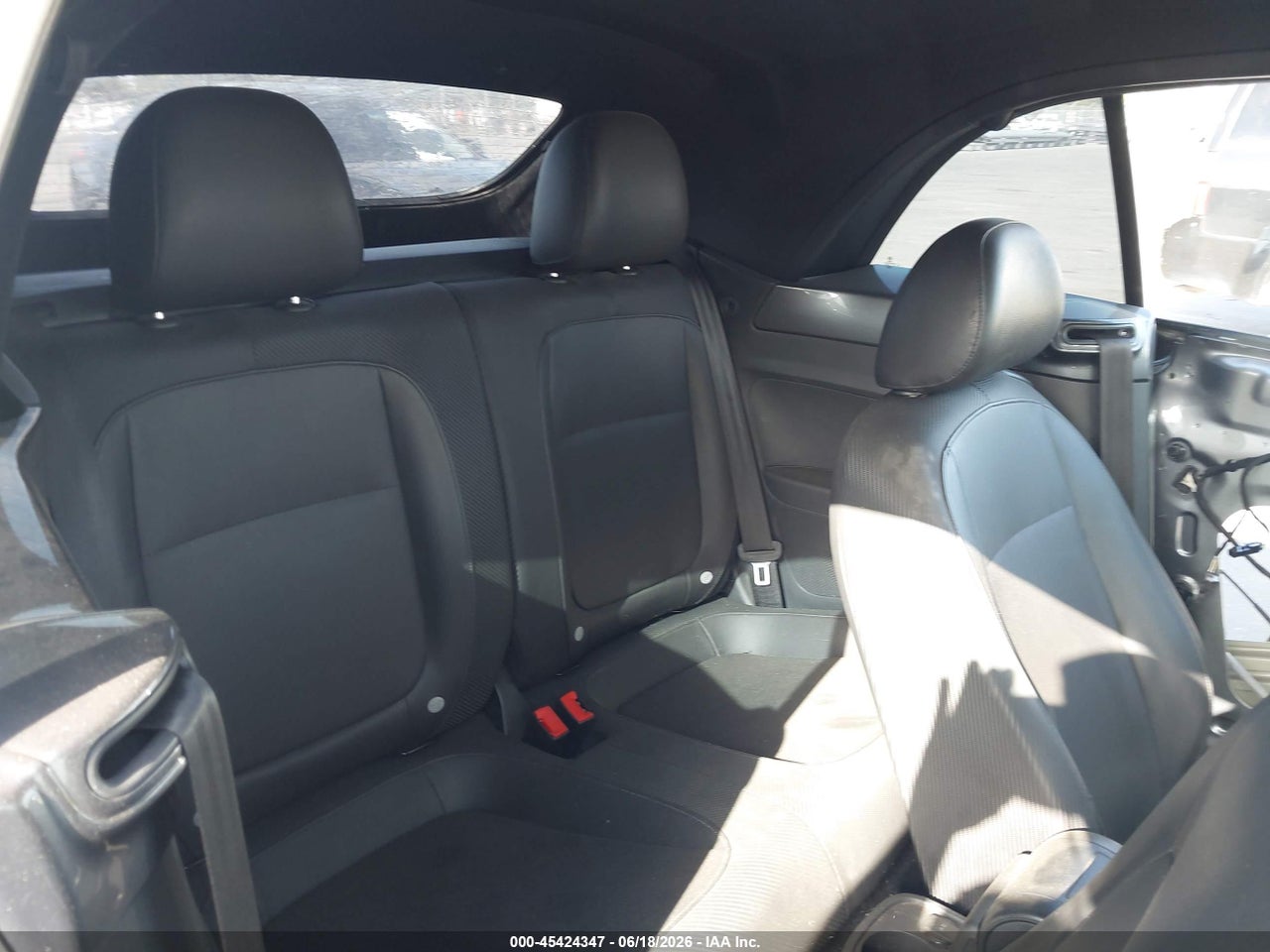 2014 VOLKSWAGEN BEETLE 1.8T thumbnail 9