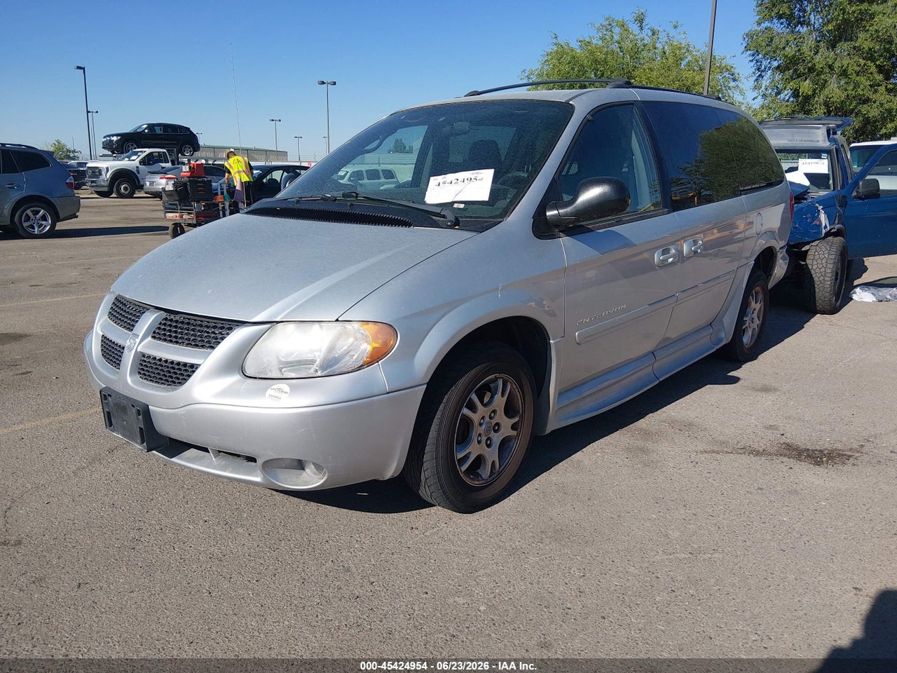 2004 DODGE GRAND CARAVAN SXT thumbnail 3