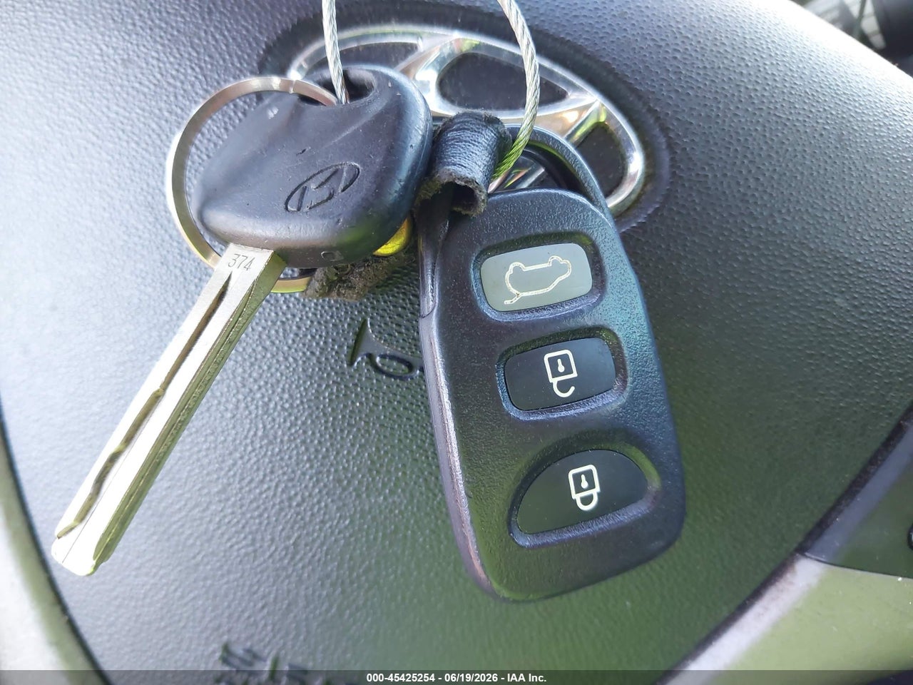 2010 HYUNDAI ELANTRA TOURING GLS thumbnail 12