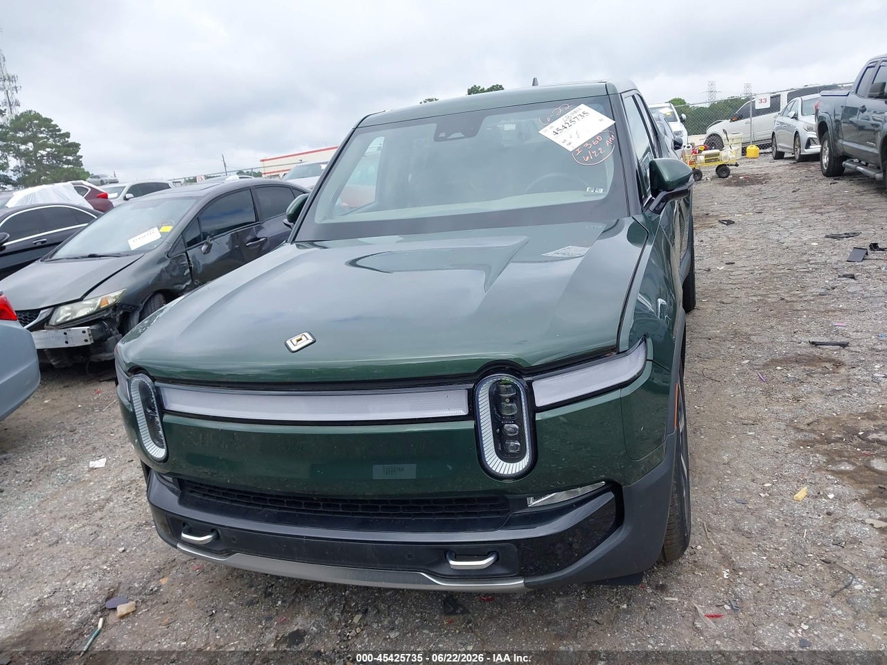 2023 RIVIAN R1T ADVENTURE QUAD MOTOR LARGE PACK thumbnail 11