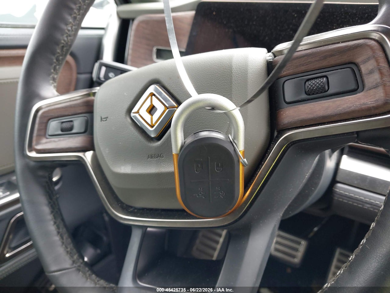 2023 RIVIAN R1T ADVENTURE QUAD MOTOR LARGE PACK thumbnail 12