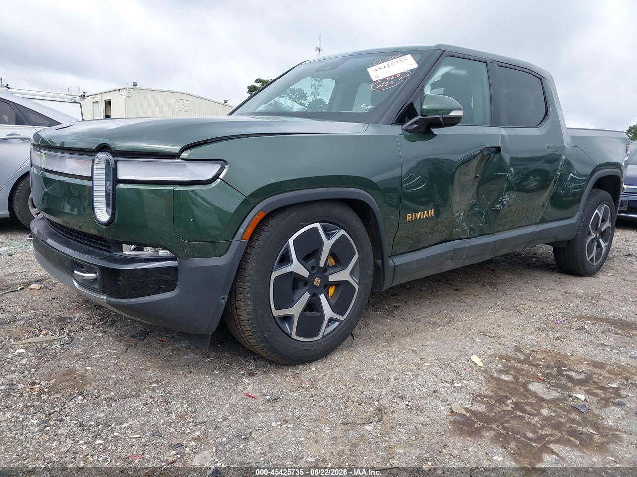 2023 RIVIAN R1T ADVENTURE QUAD MOTOR LARGE PACK thumbnail 3