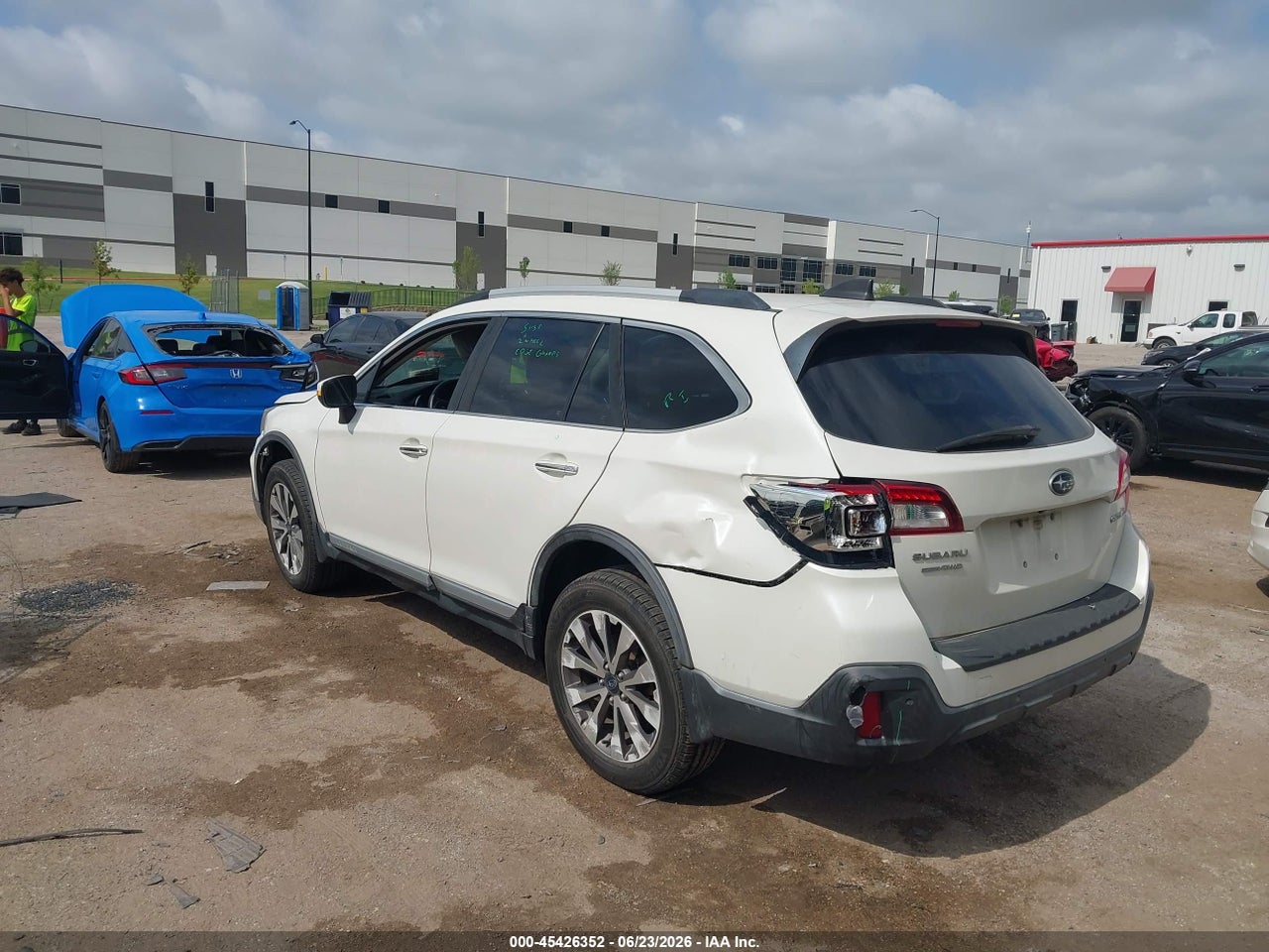 2018 SUBARU OUTBACK 2.5I TOURING thumbnail 4