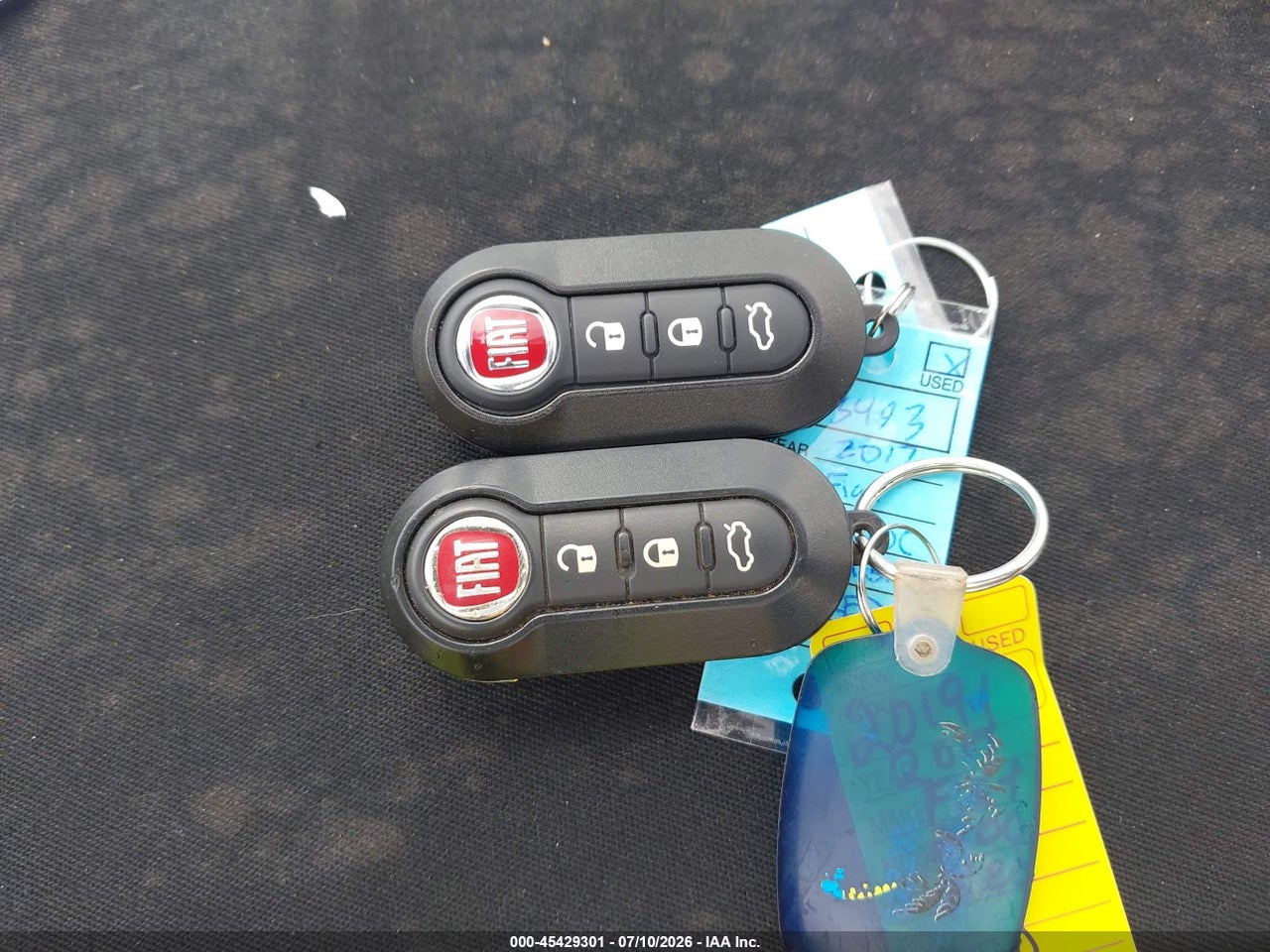 2017 FIAT 500C POP thumbnail 12