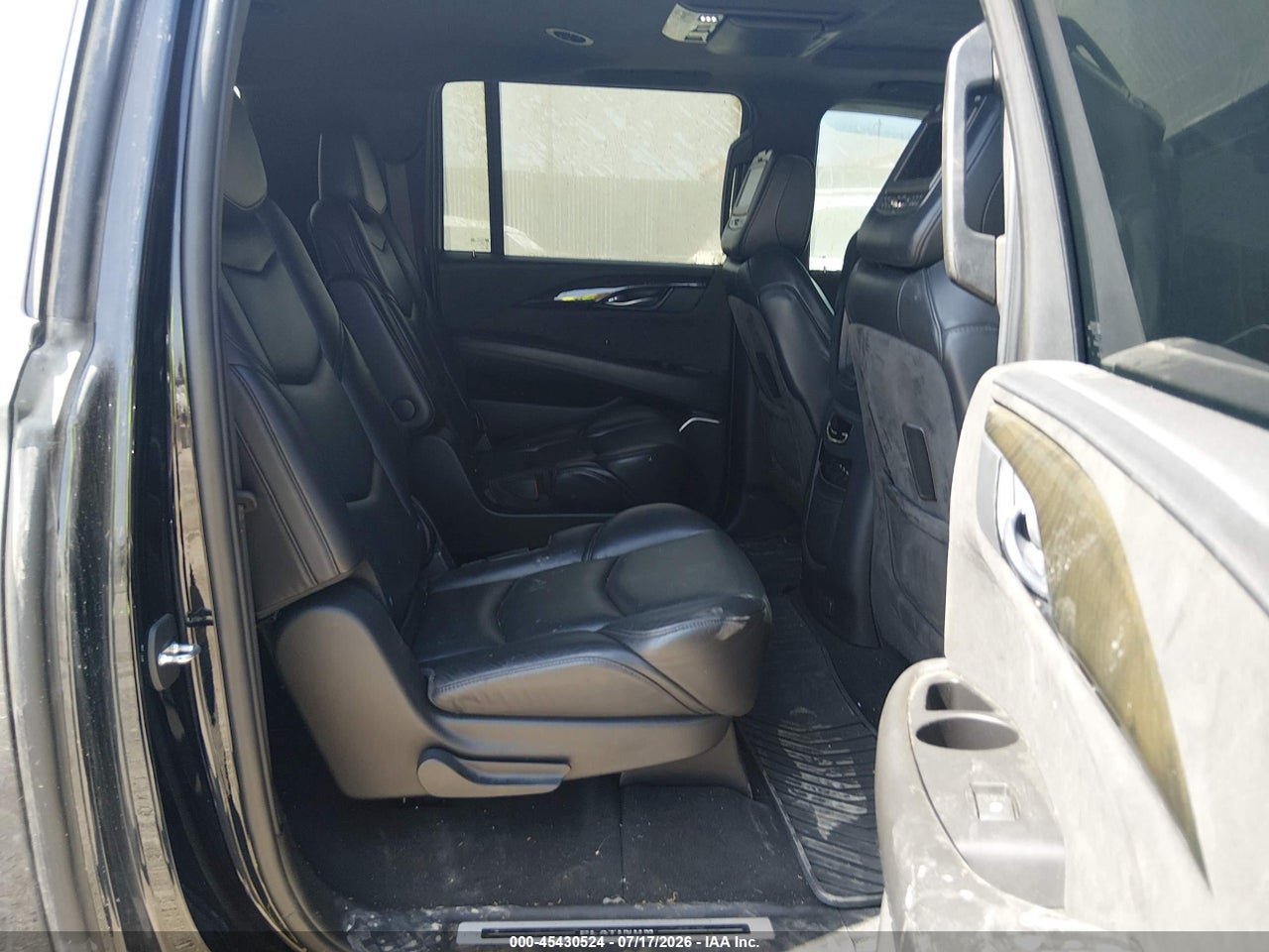 2019 CADILLAC ESCALADE ESV PLATINUM thumbnail 9