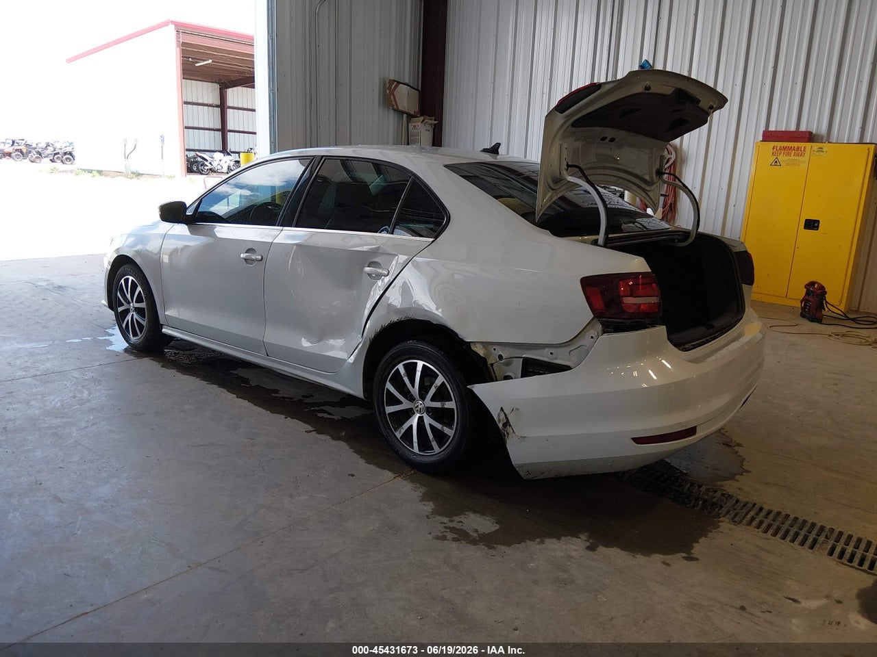 2017 VOLKSWAGEN JETTA 1.4T SE · 3/12