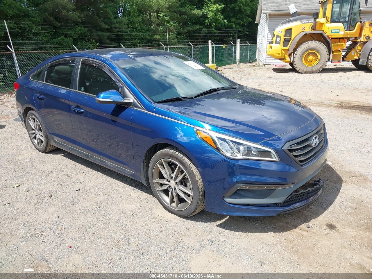 2017 HYUNDAI SONATA SPORT 2.0T thumbnail 2