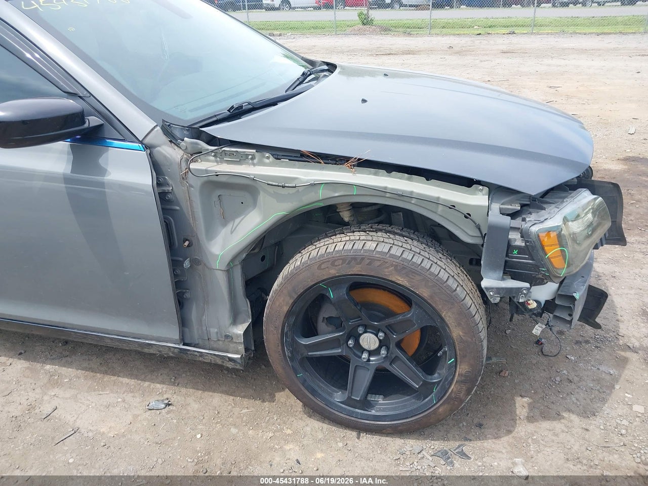 2018 CHRYSLER 300 LIMITED thumbnail 7
