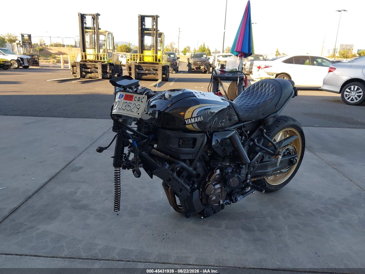 2024 YAMAHA MTM690   · 2/12