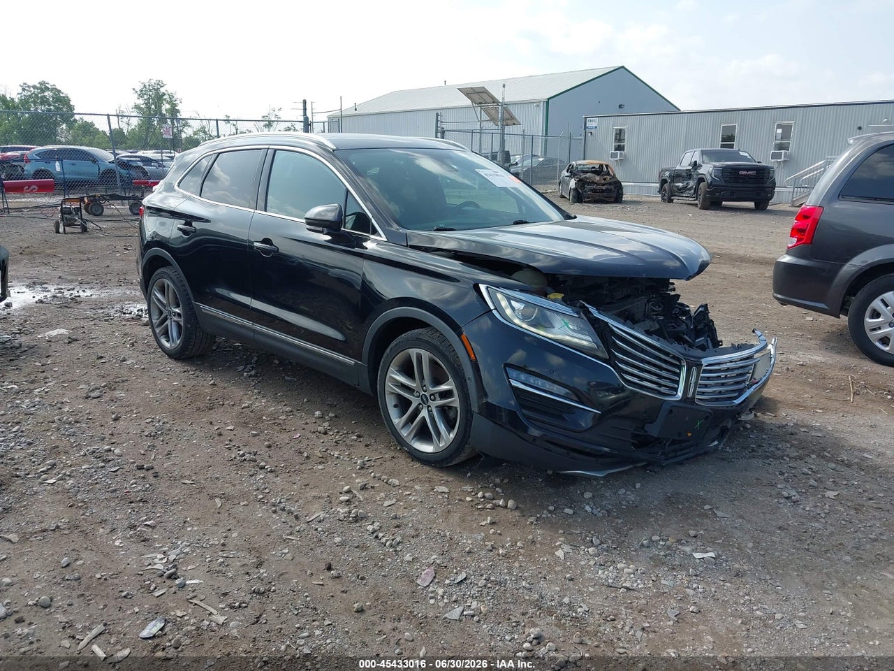 2017 LINCOLN MKC RESERVE thumbnail 2