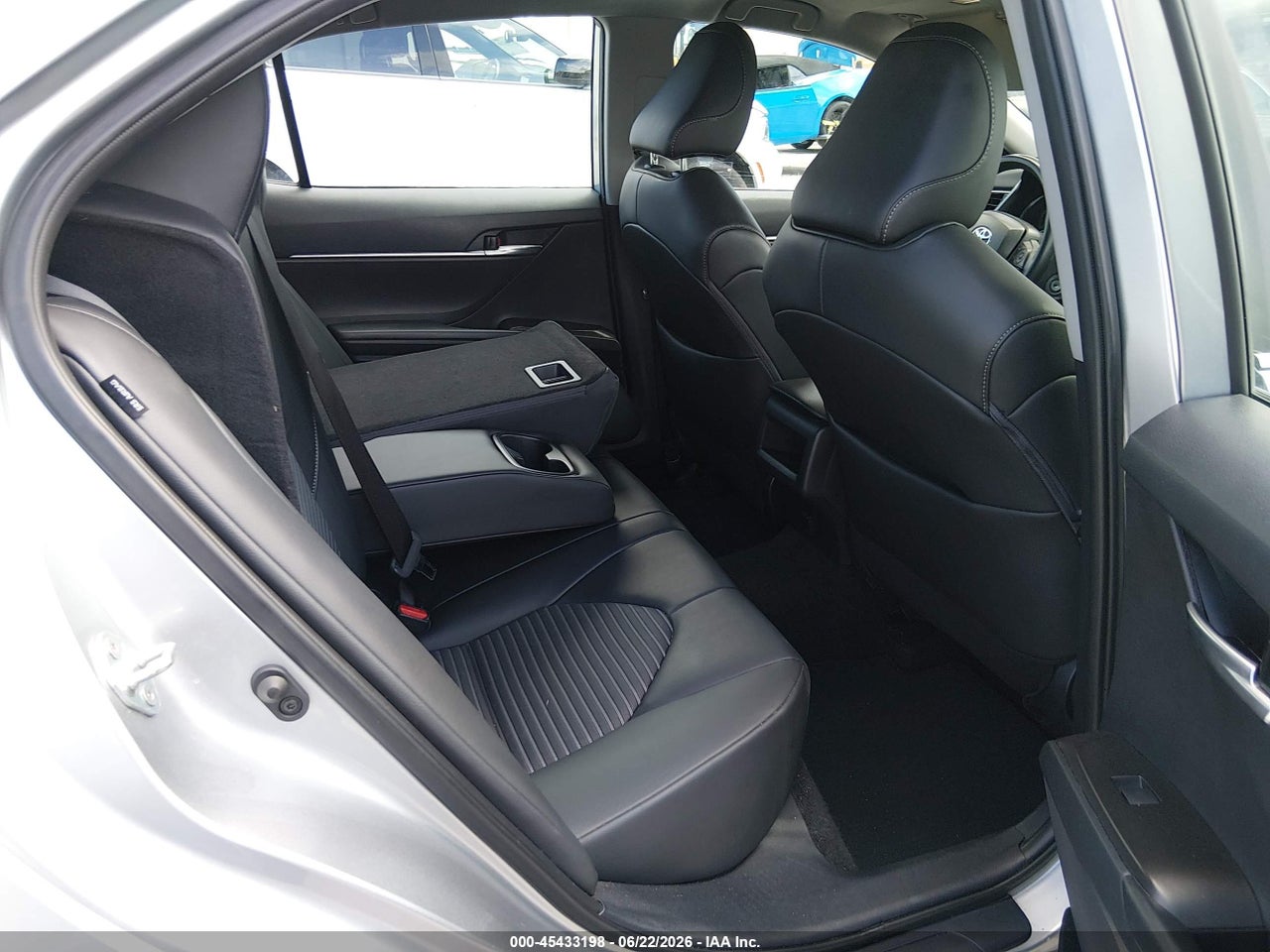 2024 TOYOTA CAMRY SE thumbnail 9