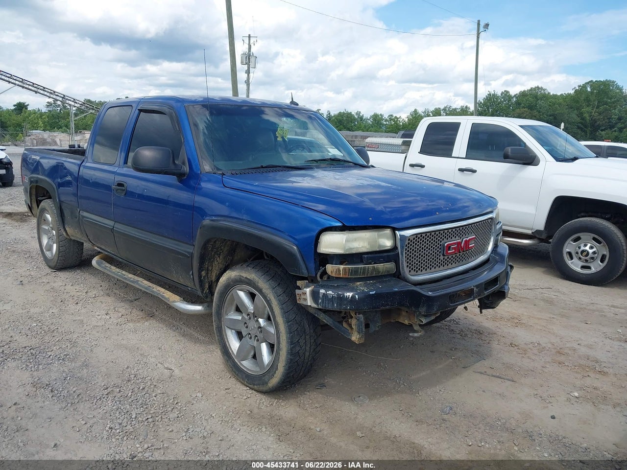 2004 GMC SIERRA 1500 SLT thumbnail 2