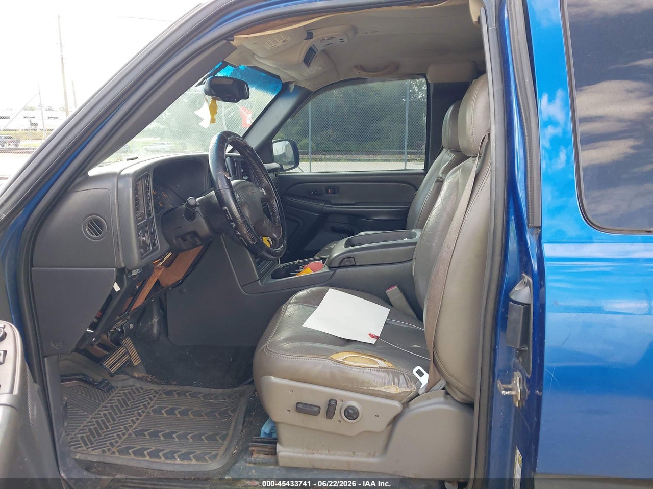 2004 GMC SIERRA 1500 SLT thumbnail 6