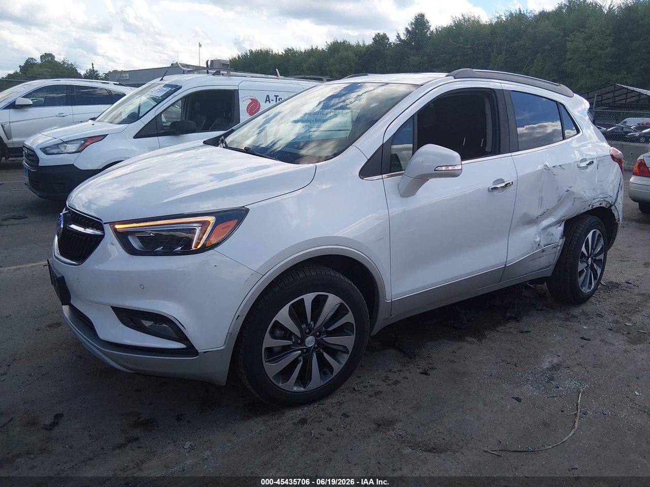 2018 BUICK ENCORE PREMIUM thumbnail 3
