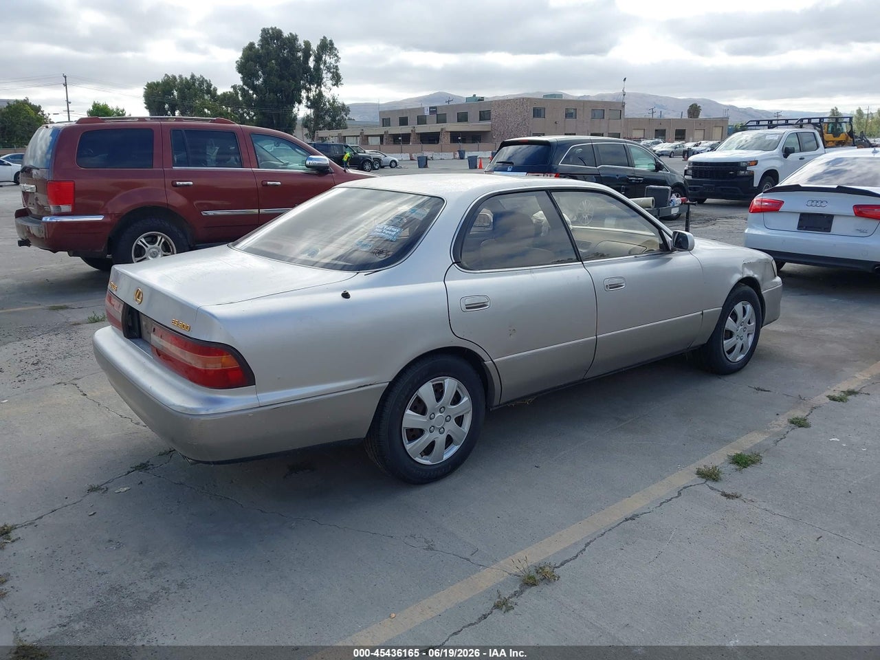 1996 LEXUS ES 300 thumbnail 5