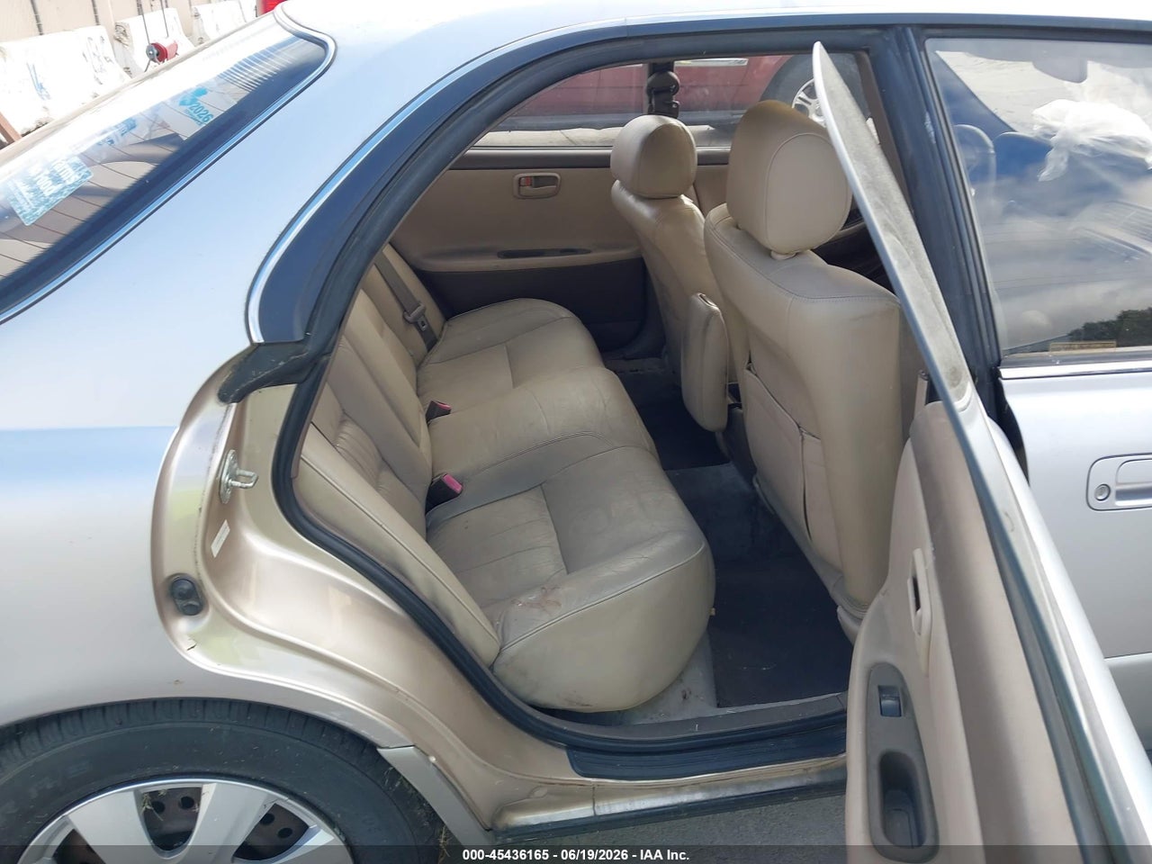 1996 LEXUS ES 300 thumbnail 9