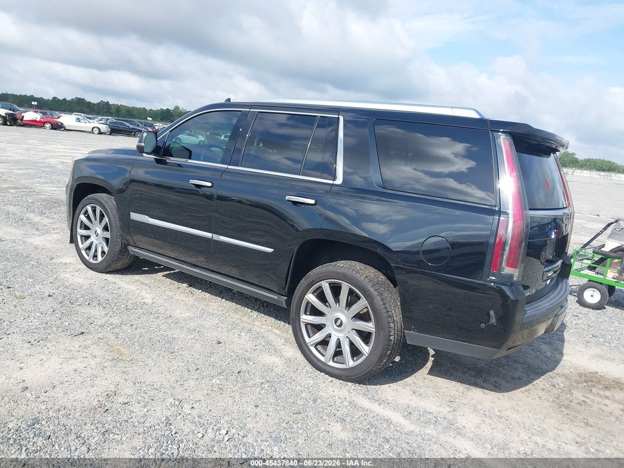 2018 CADILLAC ESCALADE PREMIUM LUXURY thumbnail 4