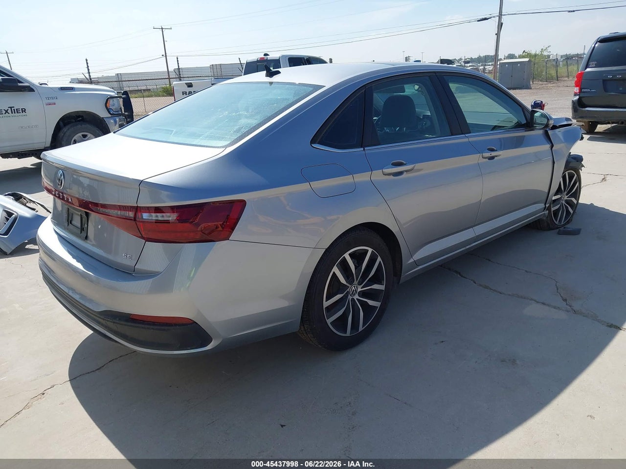 2026 VOLKSWAGEN JETTA SE thumbnail 5