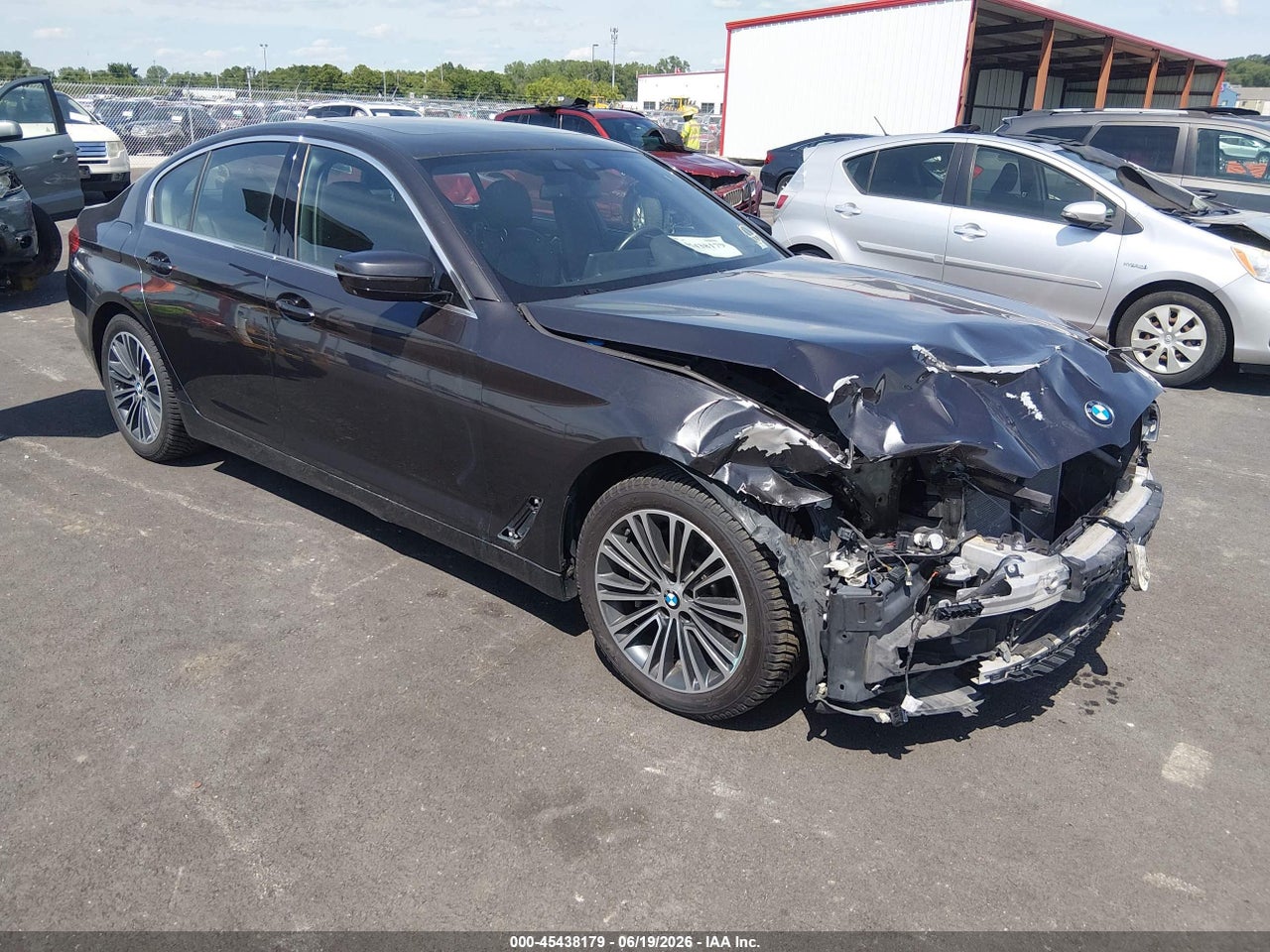 2019 BMW 540I XDRIVE thumbnail 2