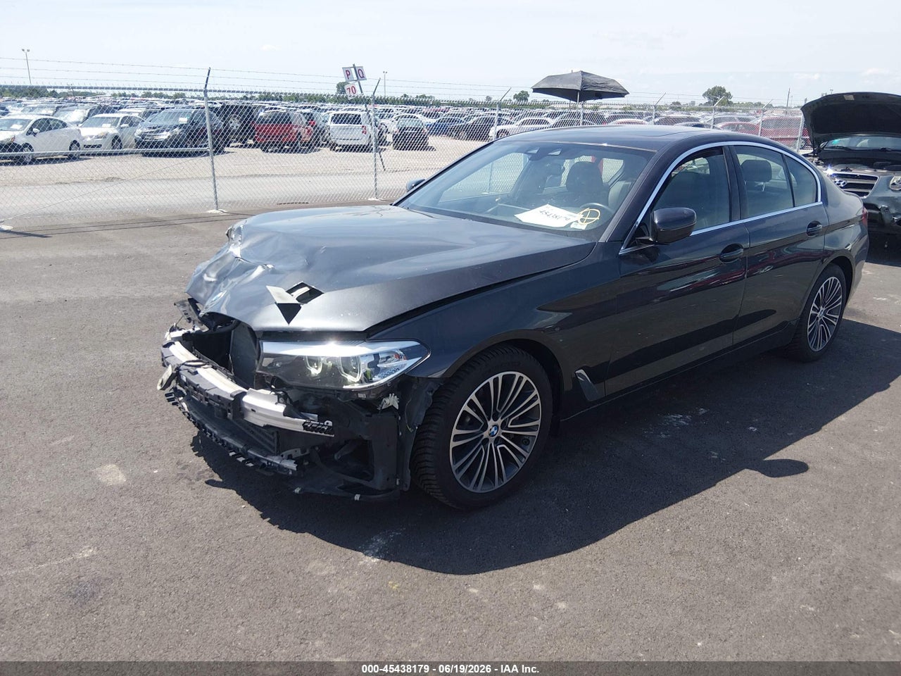 2019 BMW 540I XDRIVE thumbnail 3
