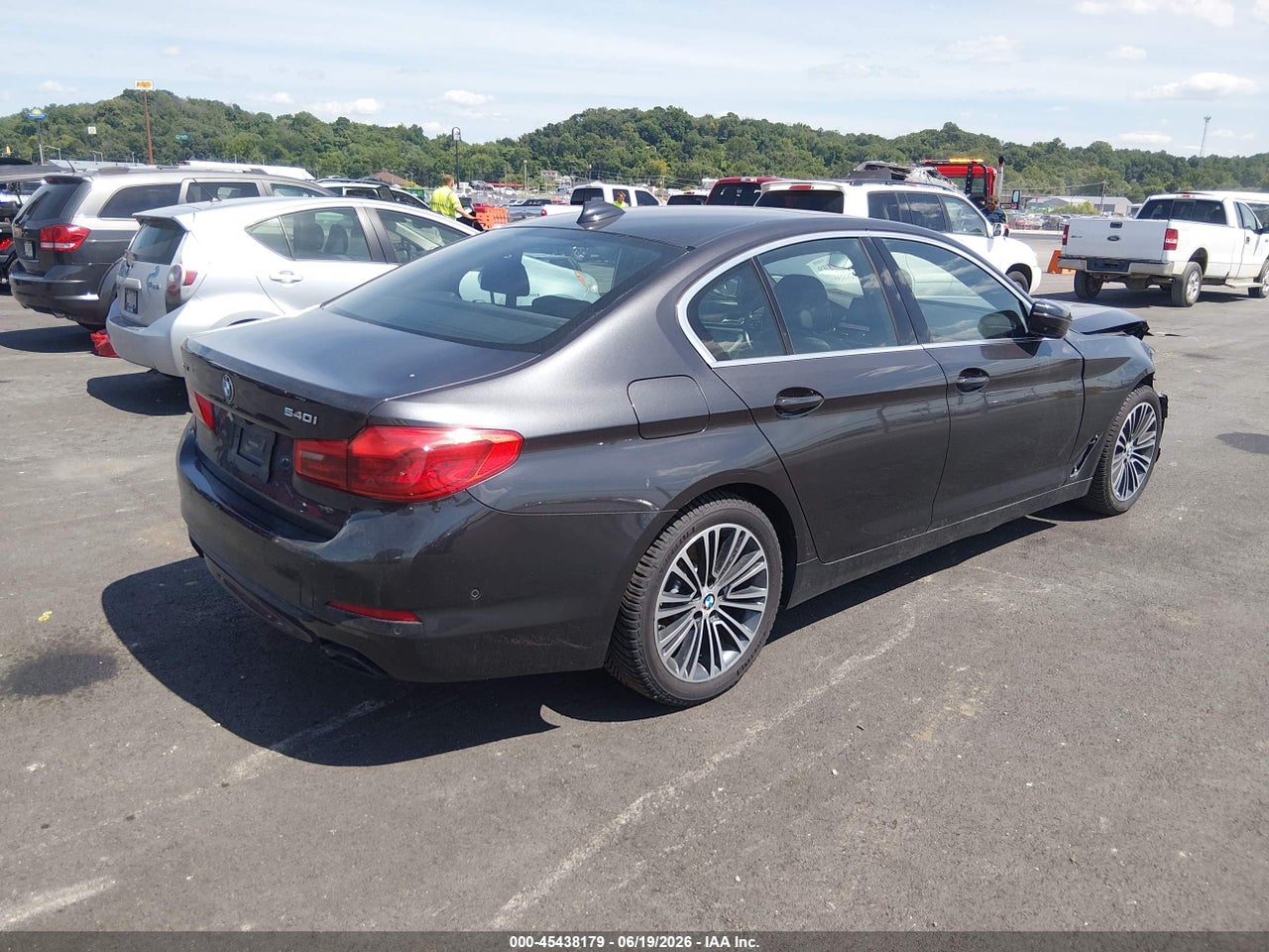 2019 BMW 540I XDRIVE thumbnail 5